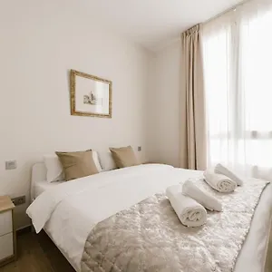 Apartment T1, Tirso De Molina, Luminoso Y Tranquilo, Seville