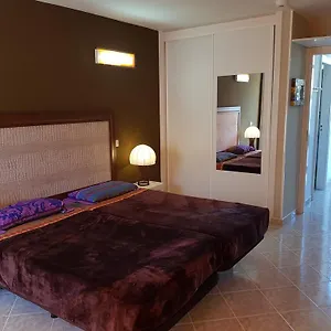 apartamentos-olympia.tenerifehoteles.net/